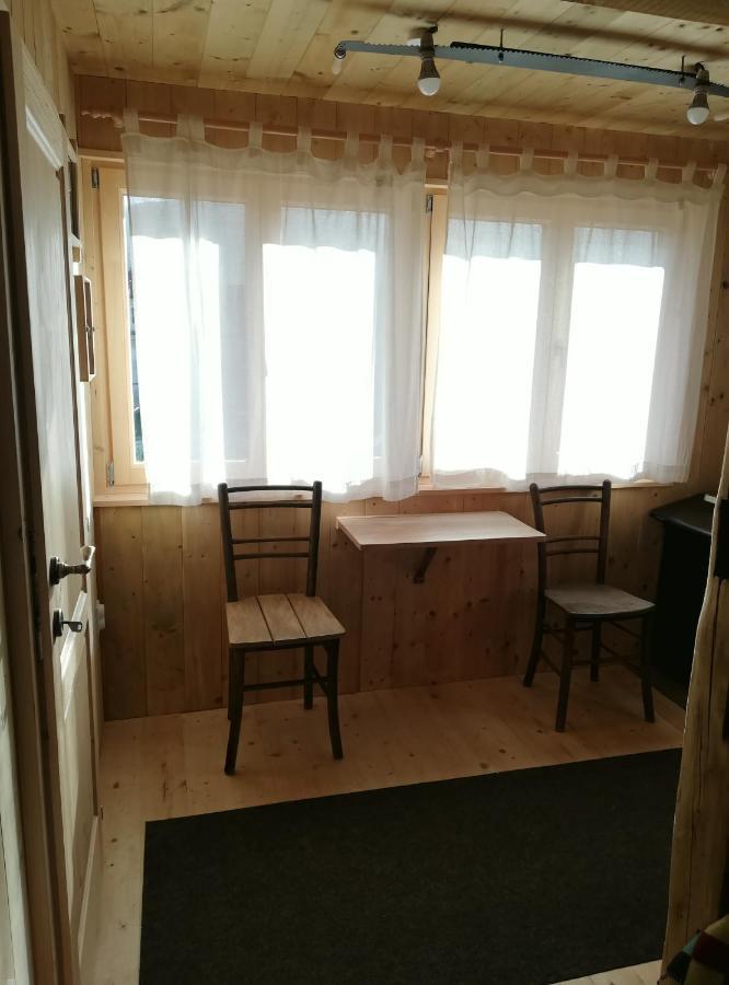 Gostel Koprivnik Pri Kocevju, Kocevski Rog Esterno foto